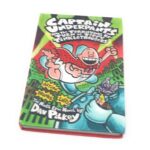Libro Captain Underpants and the Terrifying return of Tippy Tinkletrousers - Dav Pilkey - ingles - leido (antiguo) oferta remate