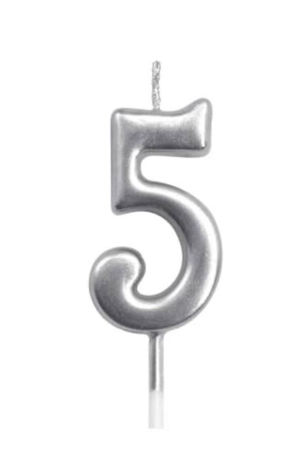 Vela numero 5 plateada