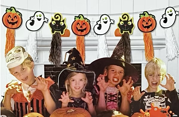 Banderin fantasmitas Halloween (8 piezas 4 metros aprox)
