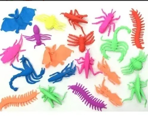 Insectos grow (crecen en el agua) (pack 4) sorpresas